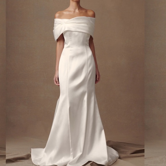 Meshki Saosire Wedding Dress - Picture 1 of 10